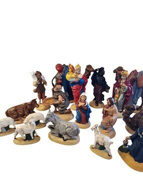 Vintage Atlantic Mold 17 Piece Nativity Set Hand Painted